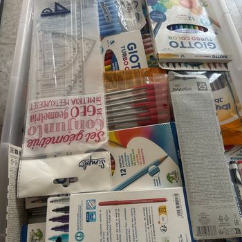 Fournitures scolaires rentrée scolaire neuf en lot ou à l’unité
