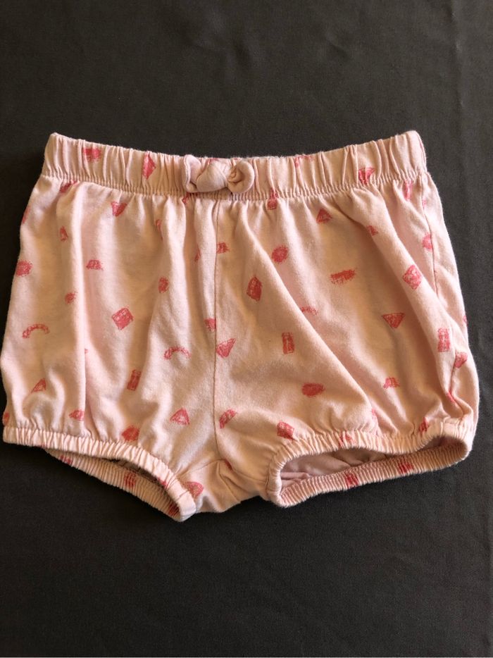 Vend short taille 3 ans