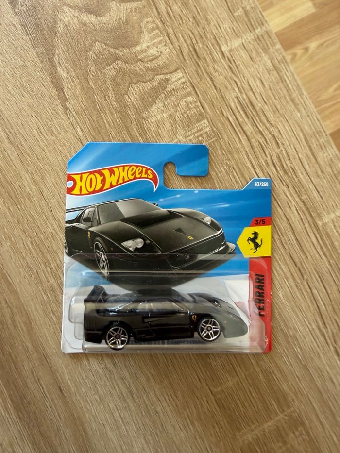 Ferrari F40 - Hot Wheels - photo numéro 2