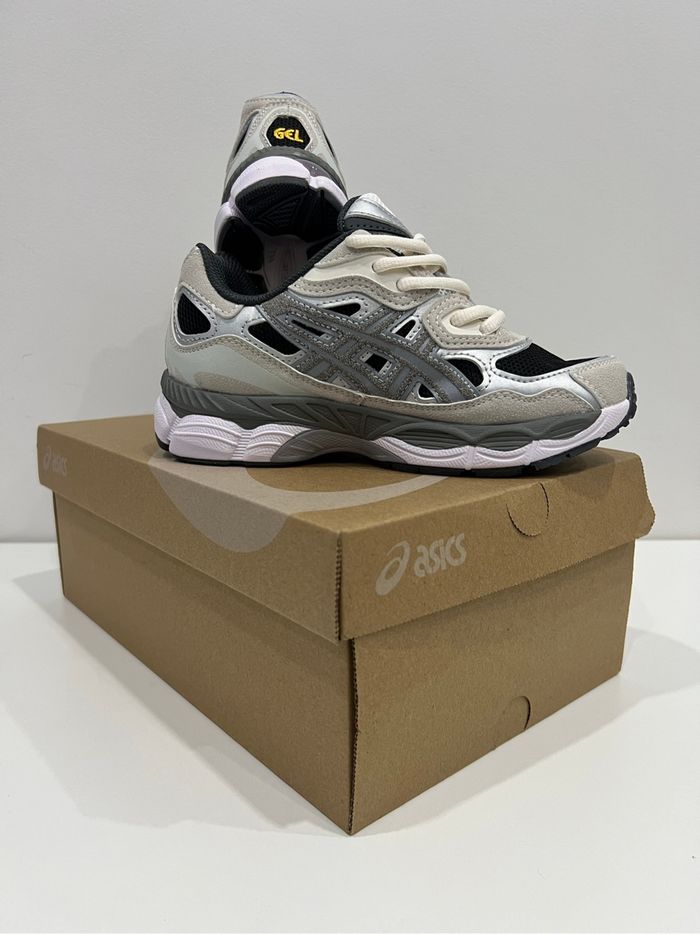 Chaussure Asics GEL - photo numéro 4