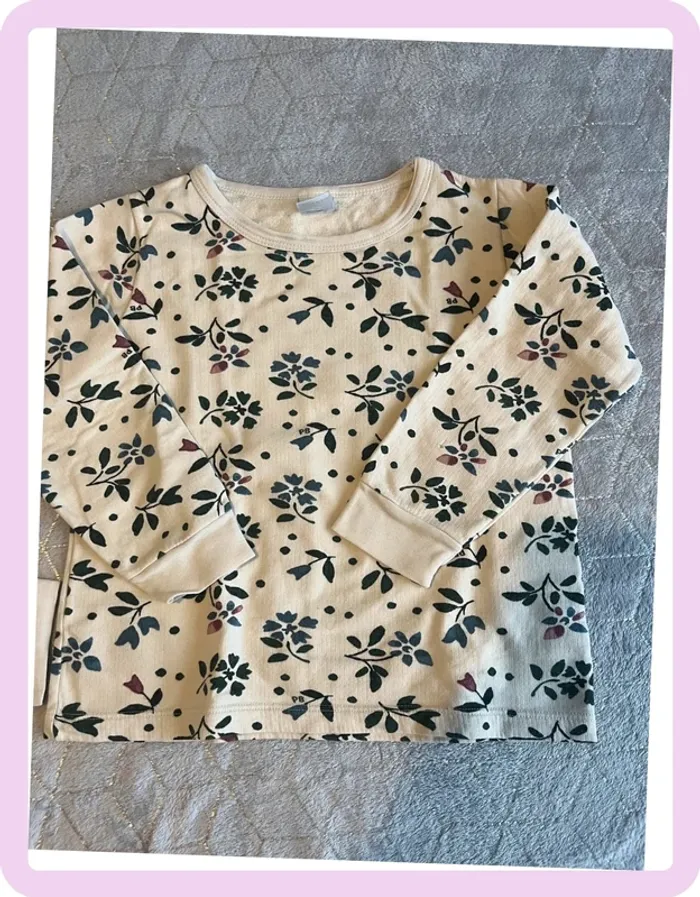 Tenue 2 pièces Petit Bateau – Taille 5 ans 👚👖 - photo numéro 2