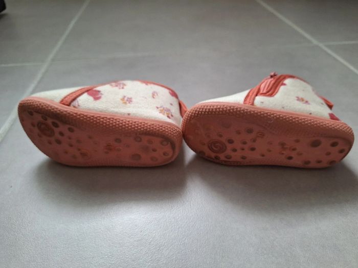 Chausson taille 19 bébé gémo - photo numéro 6