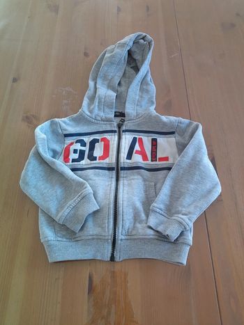 Veste à capuche