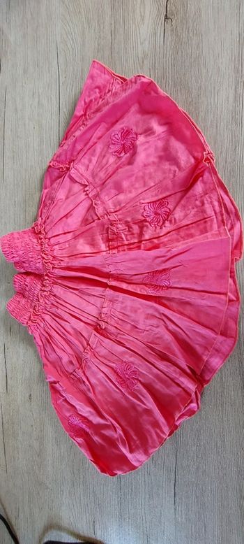 Jupe rose courte, taille élastique, avec broderie, taille 6 ans, nickel