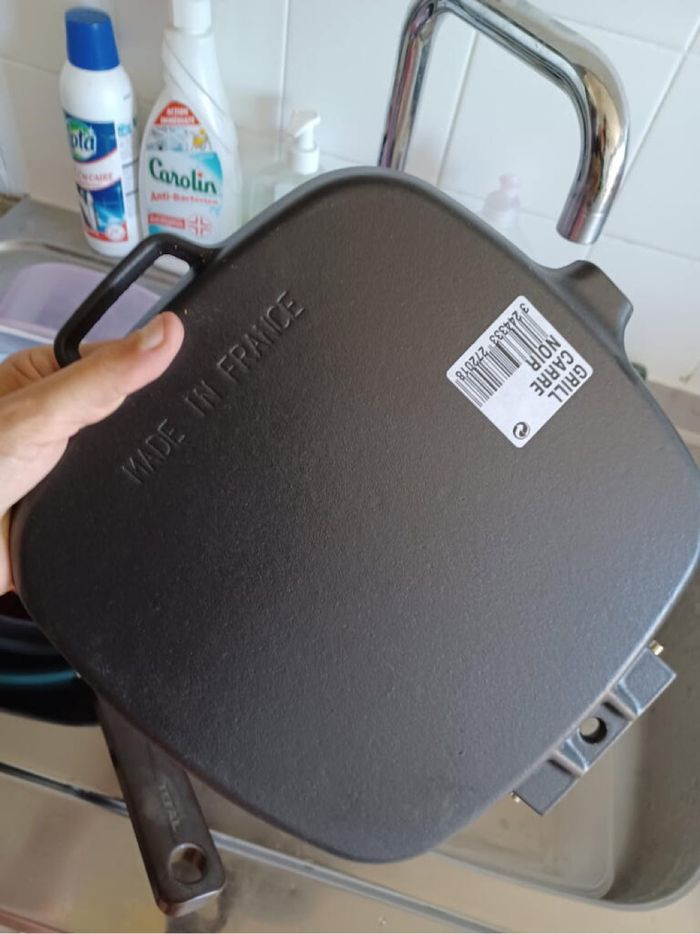 Grill invicta en fonte émaillé - photo numéro 3