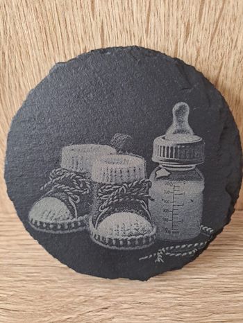 Dessous de verre ardoise chaussons pour bébé