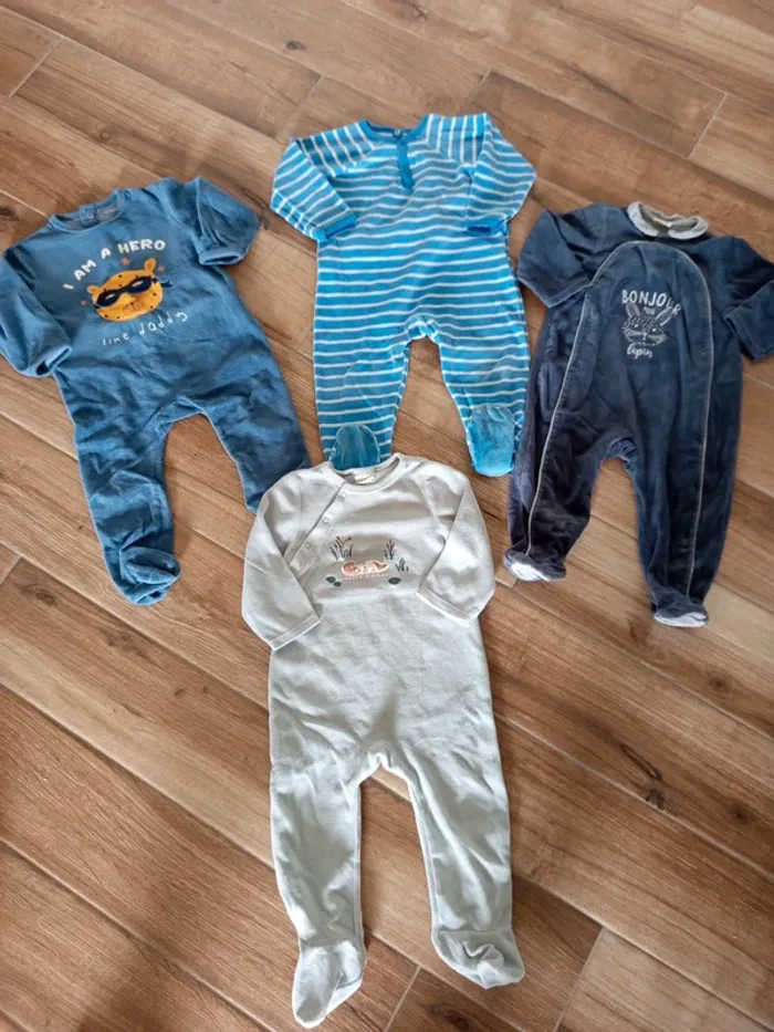 Lot 4 pyjamas bébé garçon 18 mois
