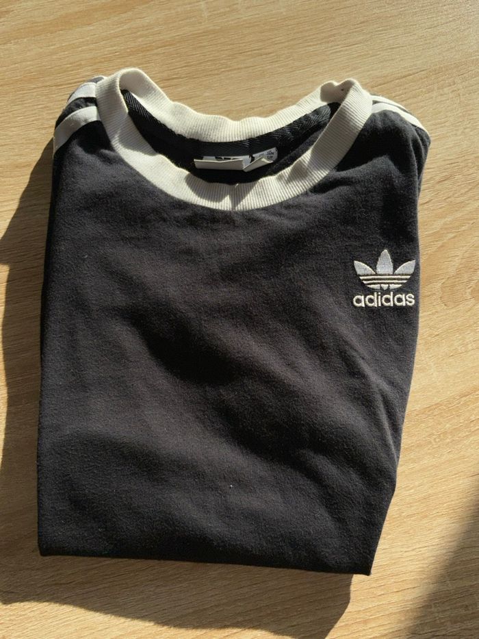 T-shirt adidas - photo numéro 3