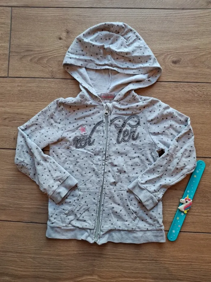 Sweat à capuche zippé Lisa Rose 5 ans très bon état