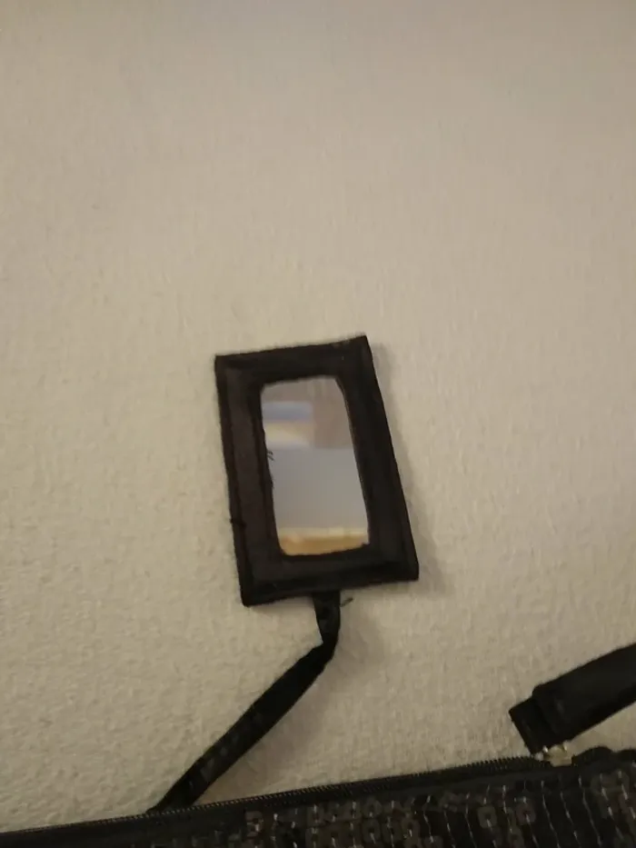 Petite Pochette avec miroir - photo numéro 3
