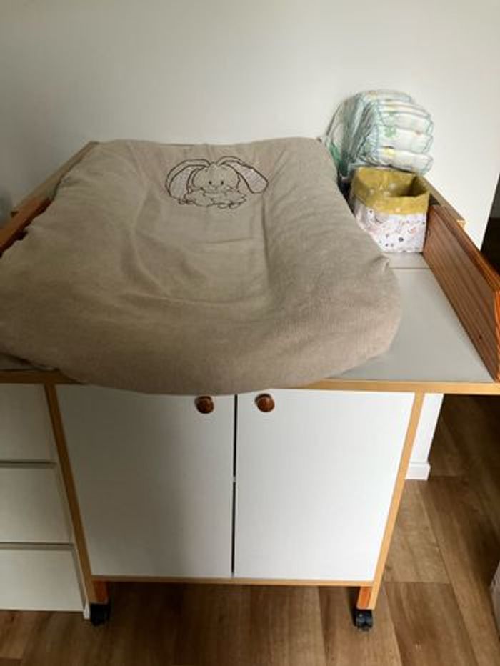 Meuble table à langer avec roulettes - photo numéro 5