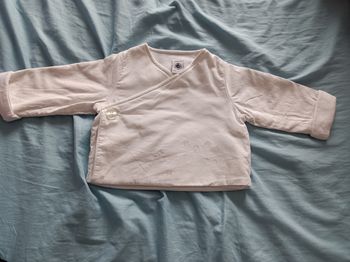 Cache coeur de Petit bateau taille 6 mois