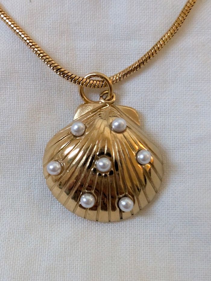 Collier coquillage - photo numéro 2