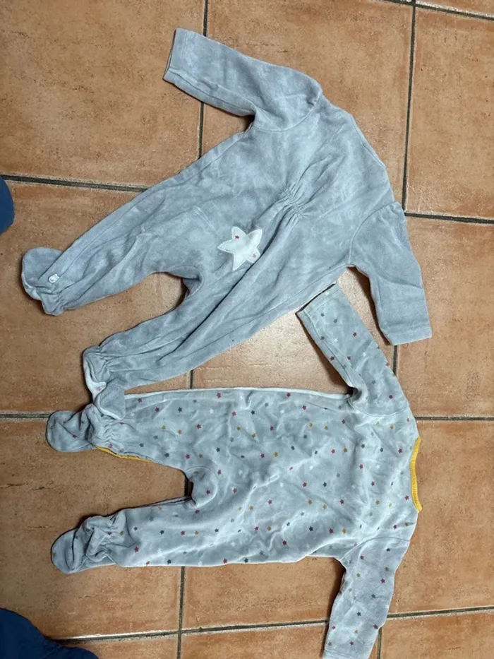 Lot de deux pyjamas noukie’s - photo numéro 4