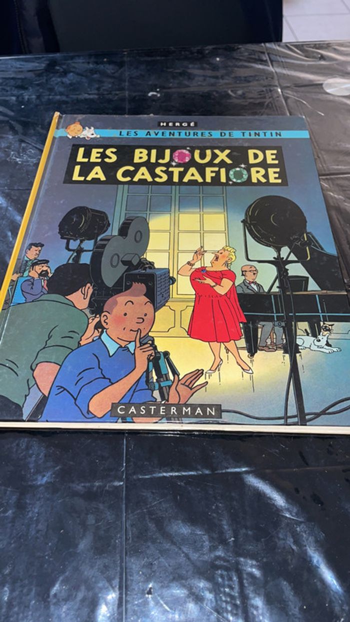 Bande dessinée tintin les bijoux de la castafiore