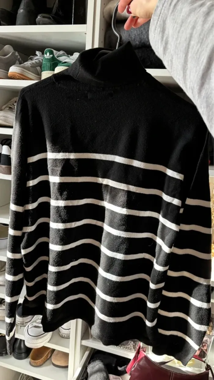 Pull fin col roulé rayures - photo numéro 2