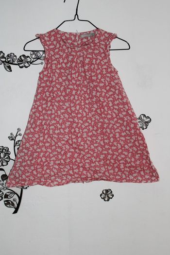 🌸 Jolie robe rose fleurie "Tout Simplement" - Taille 4 ans 🌸