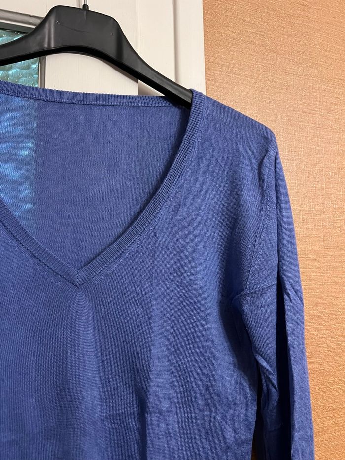 Petit pull fin en soie - photo numéro 3