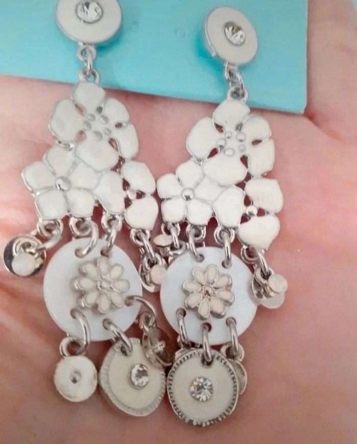 Boucles d oreilles nacrées - photo numéro 2