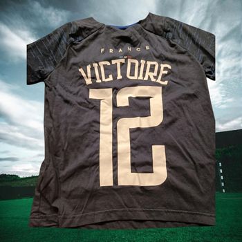 T shirt 8 ans