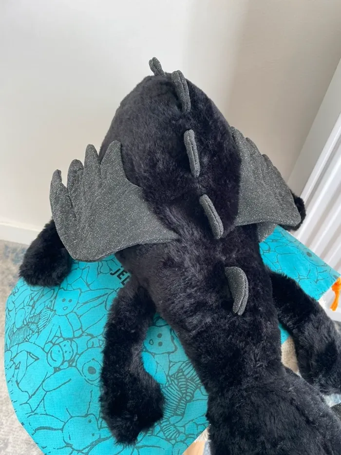 Peluche Jellycat Onyx Dragon HUGE 🐉🖤 - photo numéro 6