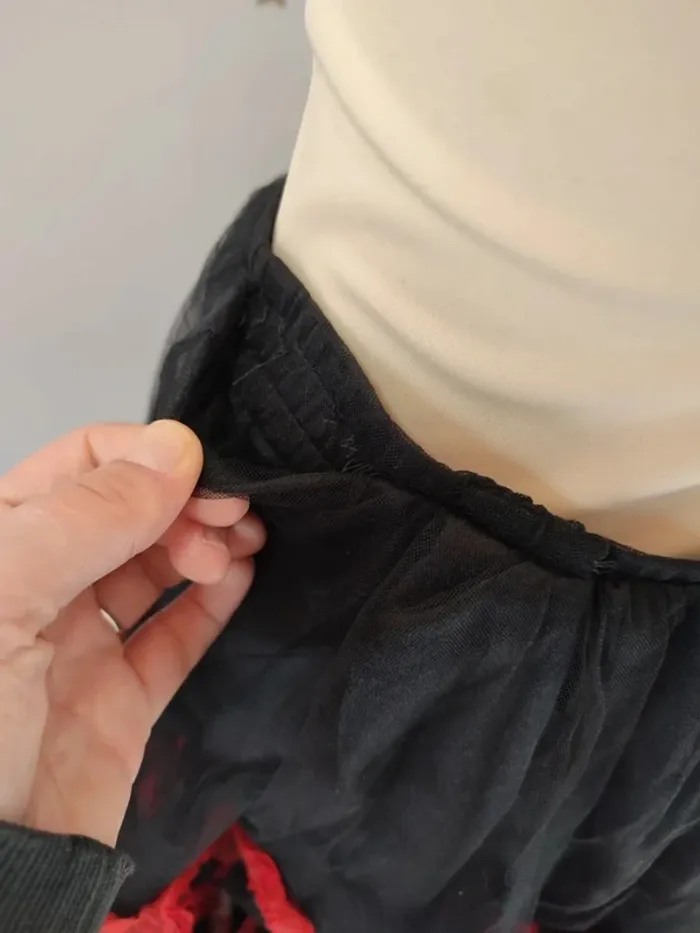 Jupe jupon sinister taille M - photo numéro 3