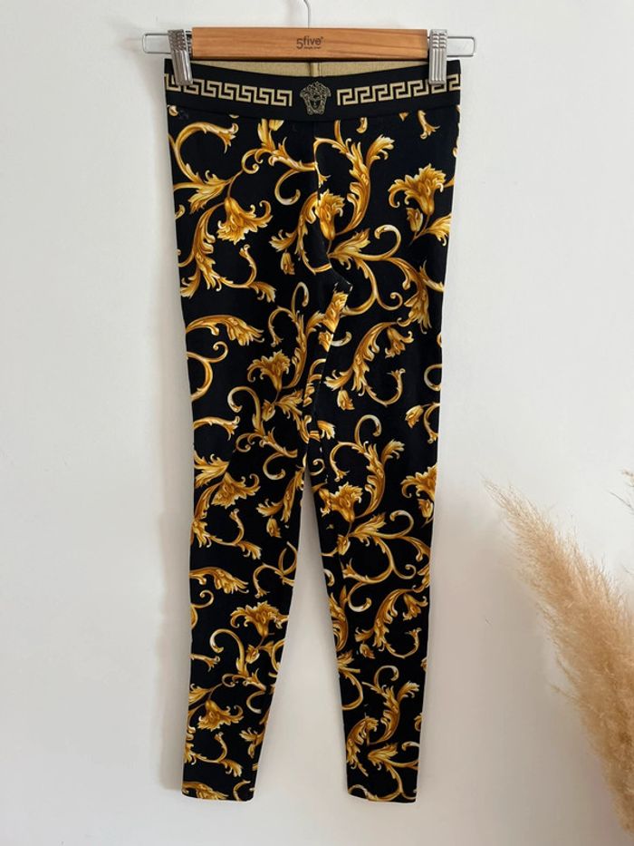 Legging noir et jaune Versace - photo numéro 4