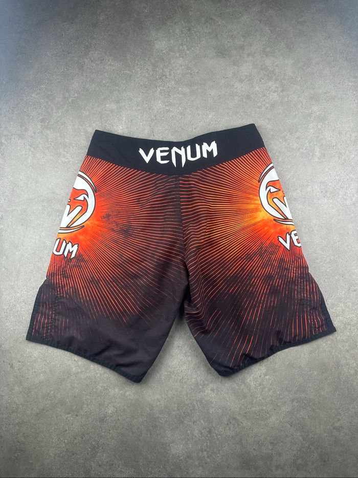 Short de sport de combat mma ufc Venum / Taille L 40 / Très bon état - photo numéro 2