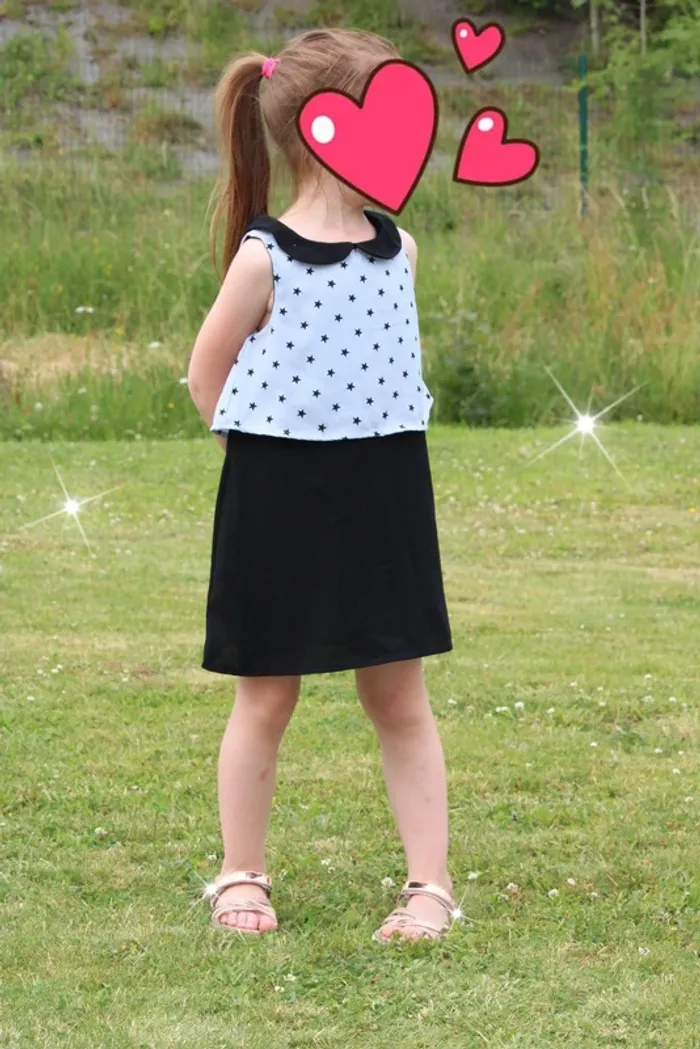 Jolie robe taille 4 ans (convient également en 6 ans). - photo numéro 11