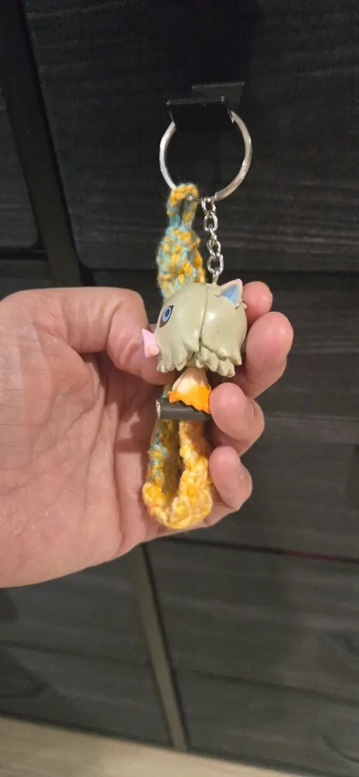 Porte clef Inosuke Hashibira neuf - photo numéro 3