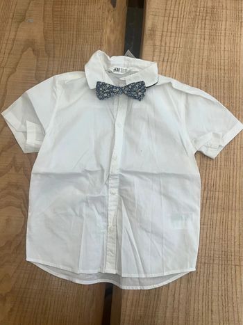 Chemisette d’été noeud papillon cérémonie neuf étiqueté  blanche 6-7 ans 6 7