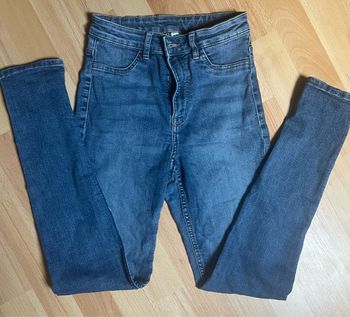 Jean slim bleu foncé taille 34