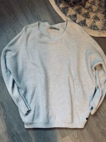 Joli pull sergent Garcia