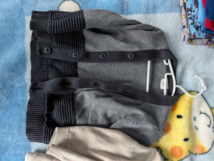 Lot de 2 gilets 3 ans - photo numéro 2