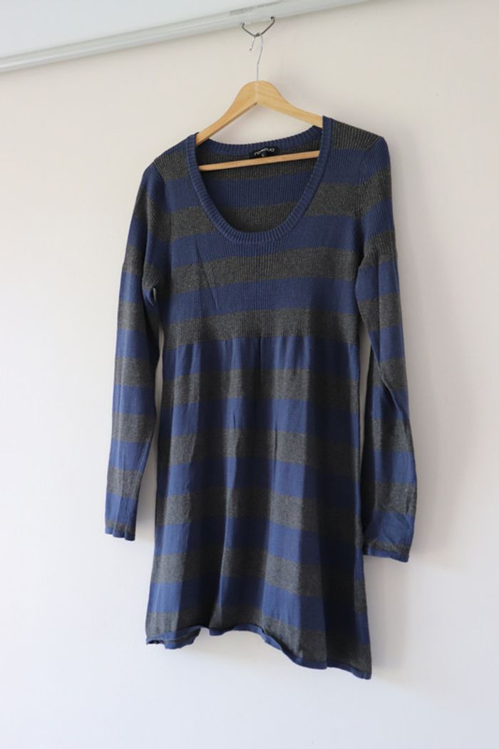 Robe pull bleu marine et noir