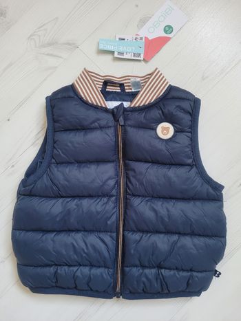 Doudoune sans manches neuve avec étiquette Taille 6 mois