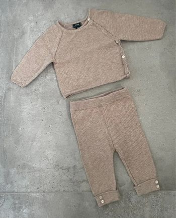 Ensemble pull et pantalon « Kiabi » beige foncé taille 3 mois-56-62 cm