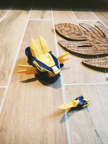 📢 Power rangers beast morphers beast x morpher bracelet électronique sons et lumièreBonjour, je suis vendeur professionnel, j'ai des taxes à payer c'est très compliqué pour faire des réductions 😢