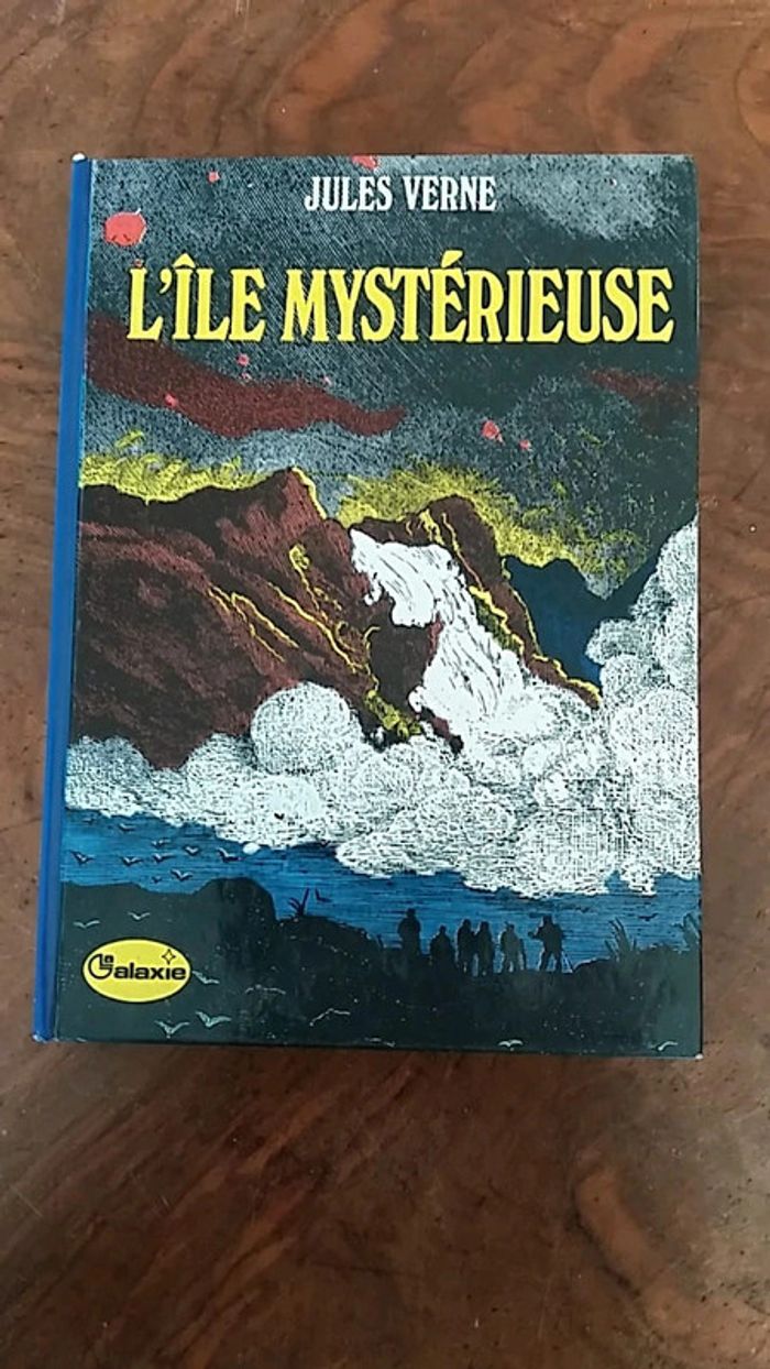 Livre l ile mystérieuse