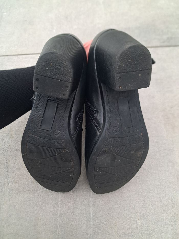 Bottines à talons noir simili cuir 👢 - photo numéro 10