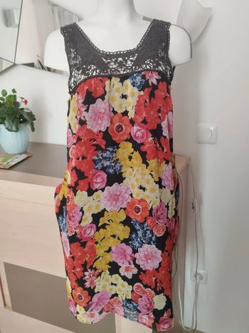 Robe d' été taille 40 42 multicolore