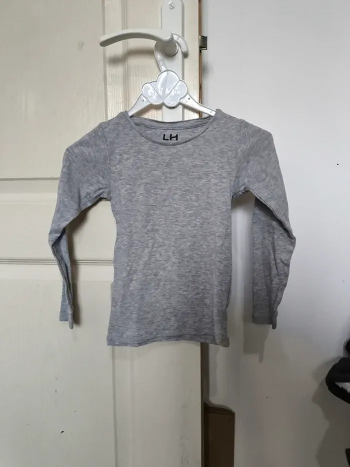 Sous pull t-shirt manches longues 4 ans
