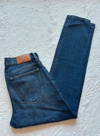 Jean Wrangler Larston bleu foncé délavé coupe slim tapered homme taille W28 38 M L32