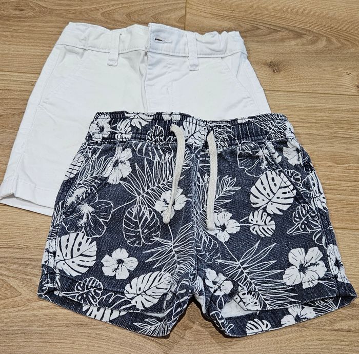 Lot 2 shorts garçon- Taille 3 ans