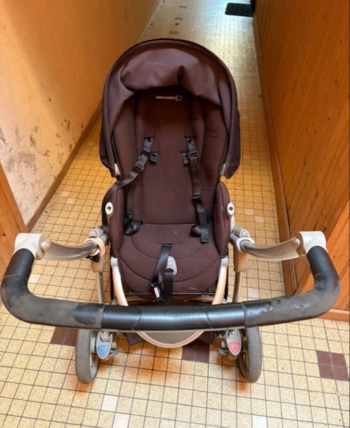 Poucette entier avec cosy + nacelle