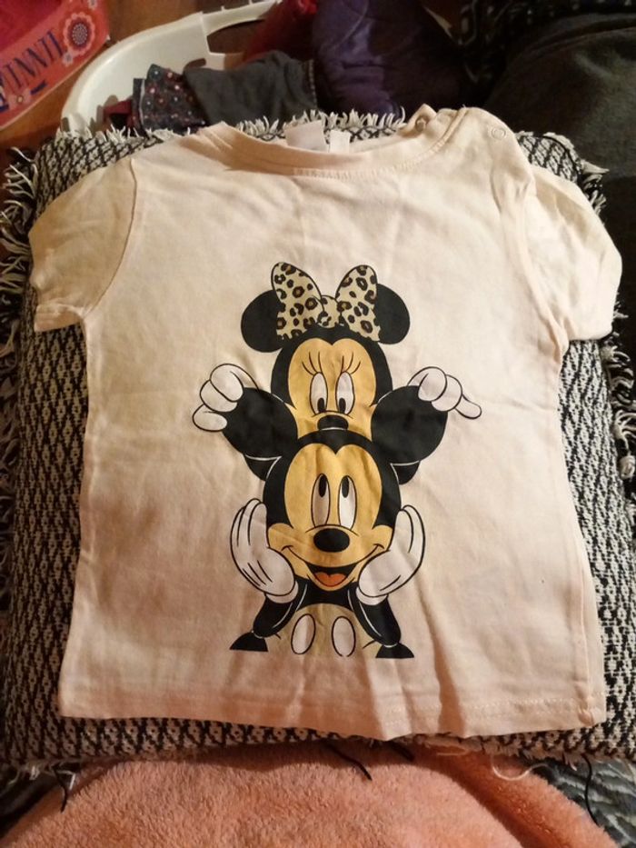 T-shirt zeeman disney mickey minnie taille 18mois 86cm - photo numéro 2