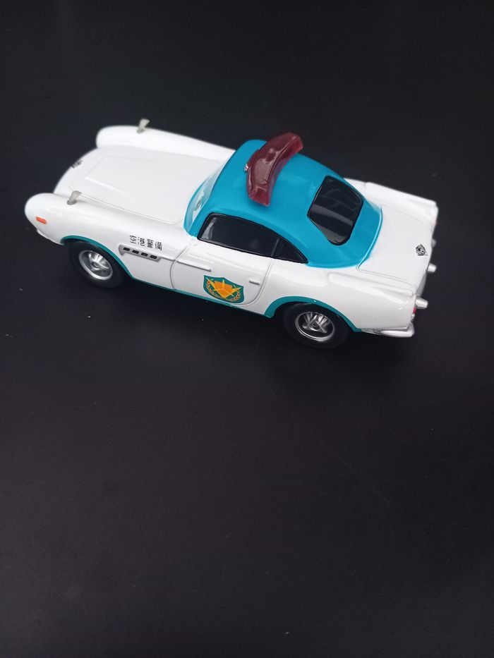 Voiture cars finn mc missile - photo numéro 2