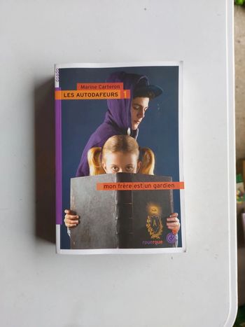 Les Autodafeurs 1 - Mon frère est un gardien