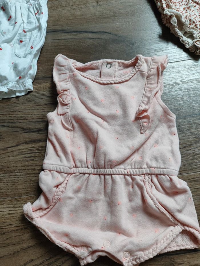 Lot combi short/barboteuse - photo numéro 4
