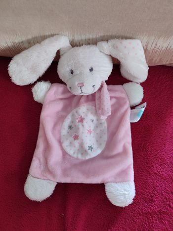 Doudou lapin rose tex